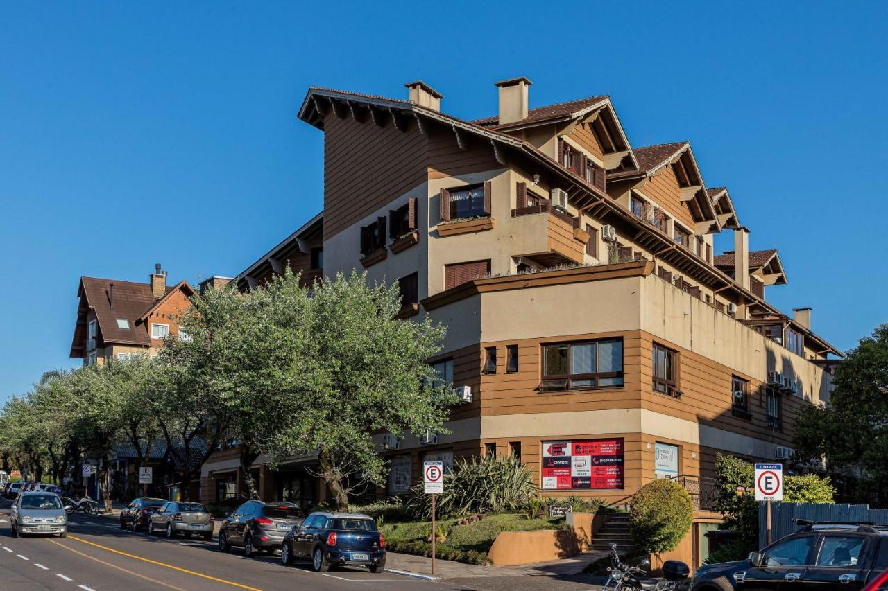 Apartamento Amplo E Aconchegante Na Av Das Hortencias No Centro De Gramado Esterno foto